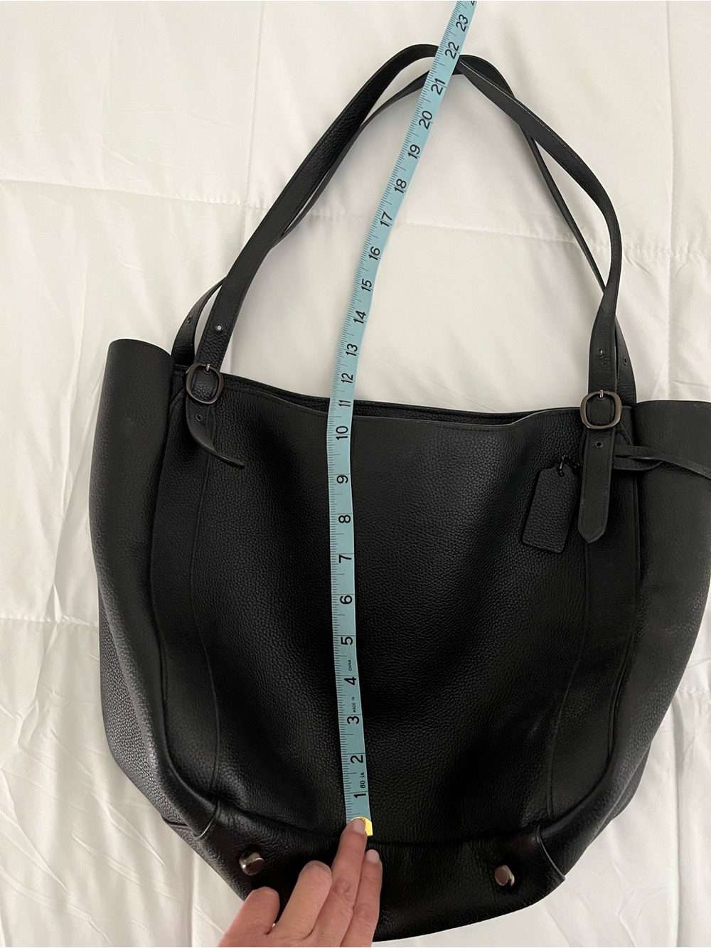 COACH Black Leather Shoulder Bag - Women's Classic Tote - Picture 8 of 8